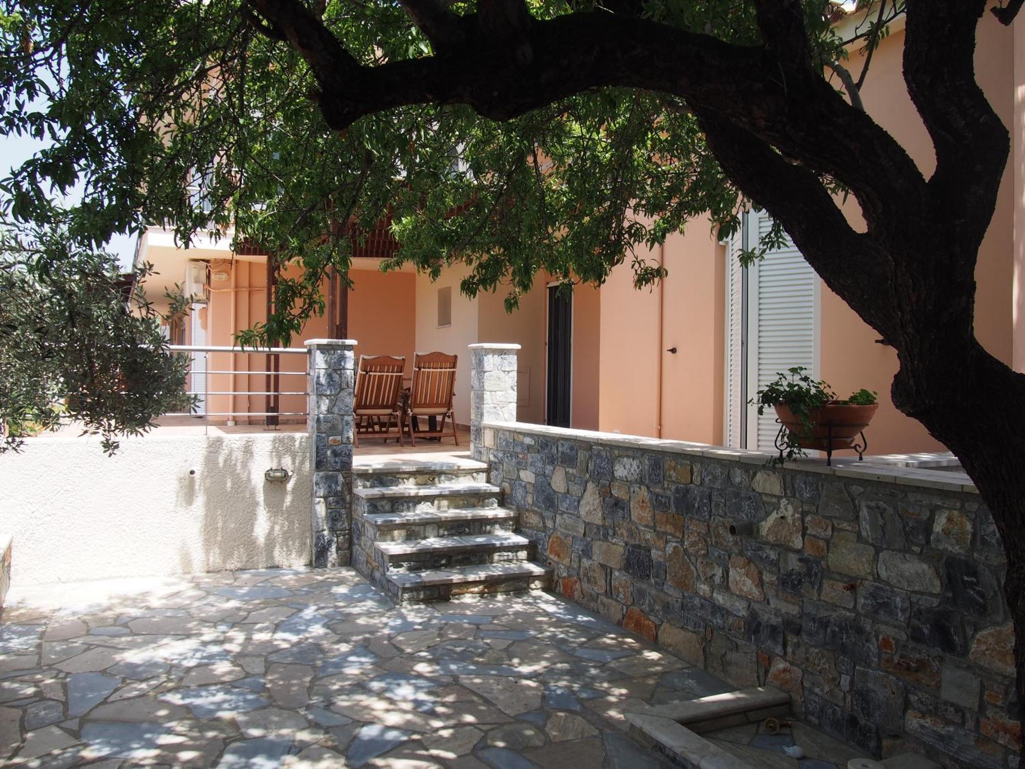 Thalatta Seaside Accommodation Pszilí Ámosz Kültér fotó