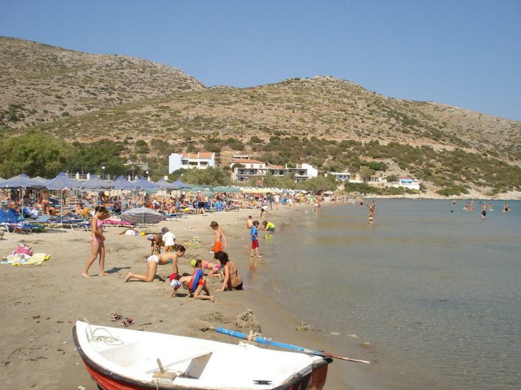 Thalatta Seaside Accommodation Pszilí Ámosz Kültér fotó